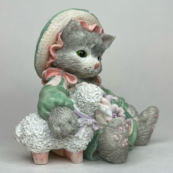 “Blossoms of Friendship” Calico Kittens - Picture 3 of 11